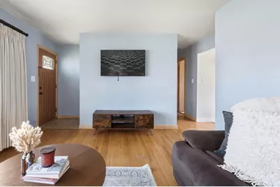 1300 S 95th St, West Allis, WI 53214 - Photo 4