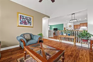 8517 S Stratford Rd, Oak Creek, WI 53154 - Photo 6