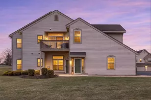 8517 S Stratford Rd, Oak Creek, WI 53154 - Photo 2