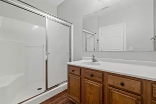 8517 S Stratford Rd, Oak Creek, WI 53154 - Photo 24