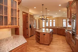 1512 W County Line Rd, Mequon, WI 53092 - Photo 24