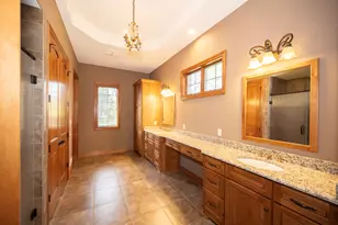 1512 W County Line Rd, Mequon, WI 53092 - Photo 46