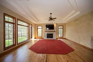 1512 W County Line Rd, Mequon, WI 53092 - Photo 30