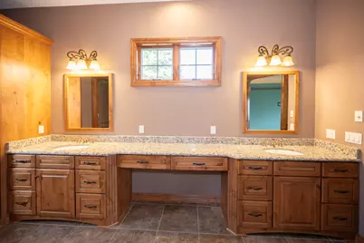 1512  W County Line Rd, Mequon, WI 53092 - Photo 50