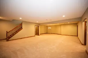 1512 W County Line Rd, Mequon, WI 53092 - Photo 58