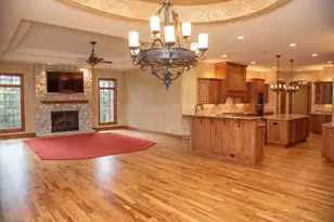 1512 W County Line Rd, Mequon, WI 53092 - Photo 32