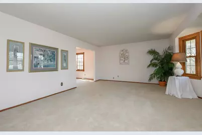 770  Linden Ln, Brookfield, WI 53045 - Photo 12