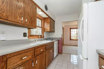 770  Linden Ln, Brookfield, WI 53045 - Photo 22