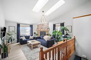 1456 Dovetail Dr, Hartford, WI 53027 - Photo 10