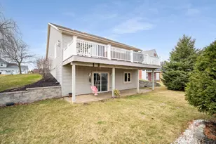 1456 Dovetail Dr, Hartford, WI 53027 - Photo 26