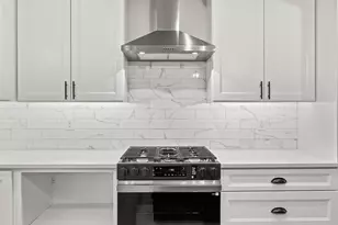 12212 Sheridan Rd, Pleasant Prairie, WI 53158 - Photo 6