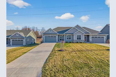 N62W21752  Augusta Pkwy, Menomonee Falls, WI 53051 - Photo 34