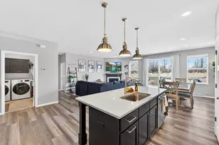 N62W21752 Augusta Pkwy, Menomonee Falls, WI 53051 - Photo 6