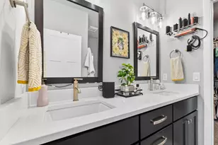 N62W21752 Augusta Pkwy, Menomonee Falls, WI 53051 - Photo 16