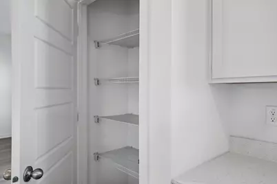 7038  Oakmont Rd, Racine, WI 53403 - Photo 18