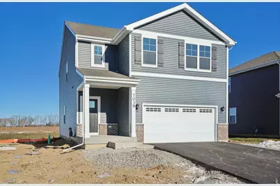 7038  Oakmont Rd, Racine, WI 53403 - Photo 2