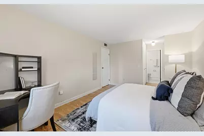 5253 N Lovers Ln Rd #223, Milwaukee, WI 53225 - Photo 16