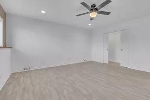 1913 Elm Ave, Sheboygan, WI 53081 - Photo 16