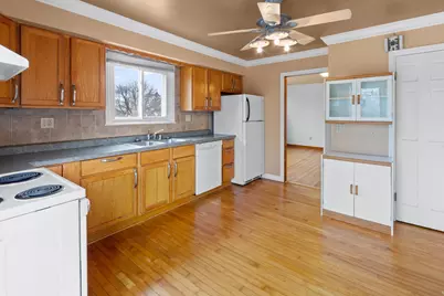839 W Glendale Ave, Glendale, WI 53209 - Photo 22