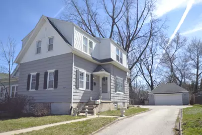 839 W Glendale Ave, Glendale, WI 53209 - Photo 1