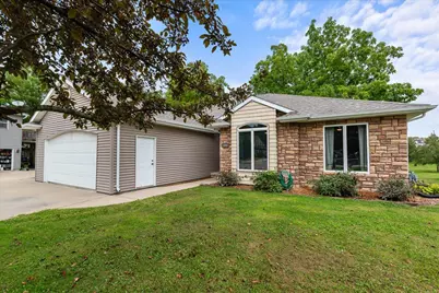336  Kettle Moraine Dr, Slinger, WI 53086 - Photo 32