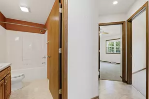 437 Kennedy Ct, Howards Grove, WI 53083 - Photo 20