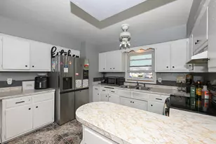 7509 W Carmen Ave, Milwaukee, WI 53218 - Photo 8