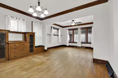 1031 W Washington St, West Bend, WI 53095 - Photo 8