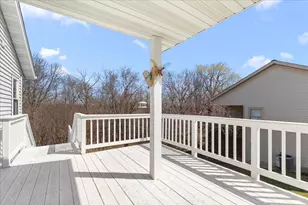 1407 Villa Park Ct, West Bend, WI 53090 - Photo 38