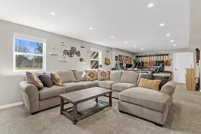 503  Brockway Dr, Mukwonago, WI 53149 - Photo 40