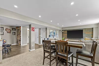 503  Brockway Dr, Mukwonago, WI 53149 - Photo 38