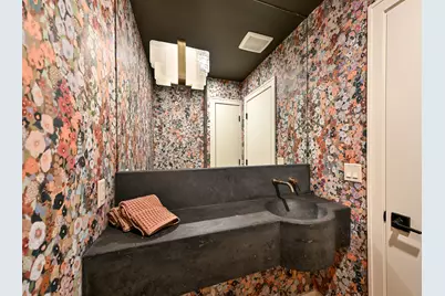 2301 E Glendale Ave, Whitefish Bay, WI 53211 - Photo 26