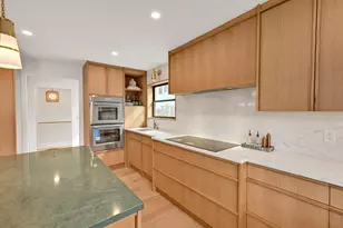 2301 E Glendale Ave, Whitefish Bay, WI 53211 - Photo 18