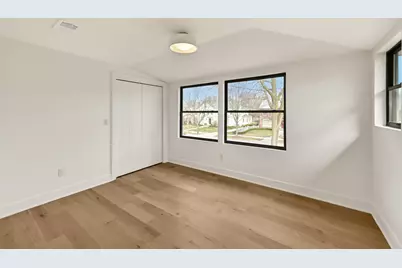 2301 E Glendale Ave, Whitefish Bay, WI 53211 - Photo 38