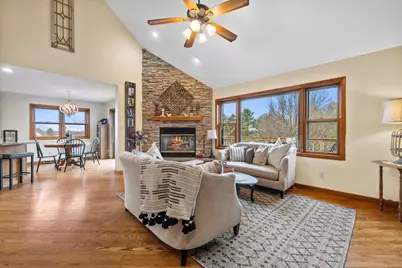 820  172nd Ave, Paris, WI 53182 - Photo 8