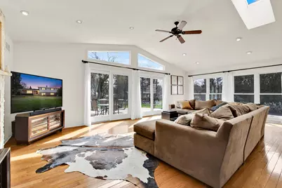 19255  Gebhardt Rd, Brookfield, WI 53045 - Photo 6