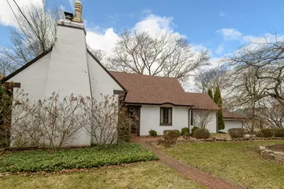 122 S Grand Ave, Waukesha, WI 53186 - Photo 6