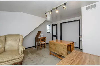 122 S Grand Ave, Waukesha, WI 53186 - Photo 48