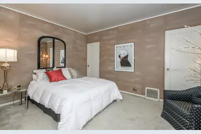 122 S Grand Ave, Waukesha, WI 53186 - Photo 38