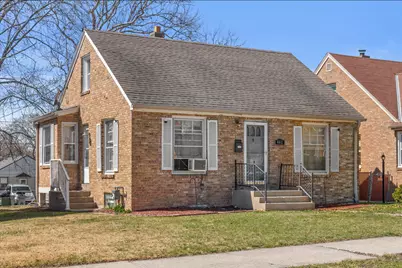 4461 N 39th St, Milwaukee, WI 53209 - Photo 2