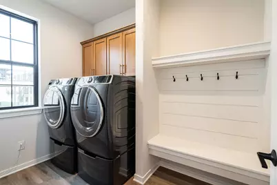 3640  Madison St, Waukesha, WI 53188 - Photo 20