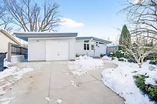 4422 Glenway St, Wauwatosa, WI 53225 - Photo 2
