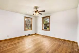 322 S Park St, Oconomowoc, WI 53066 - Photo 10