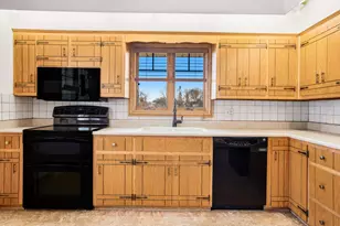 322 S Park St, Oconomowoc, WI 53066 - Photo 8