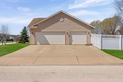1900  Cedarwood Ave, Sparta, WI 54656 - Photo 4