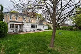 9727 Harding Blvd, Wauwatosa, WI 53226 - Photo 36
