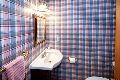 4641 N 109th St, Wauwatosa, WI 53225 - Photo 16