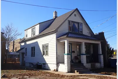 4409 W Garfield Ave #4409A, Milwaukee, WI 53208 - Photo 1