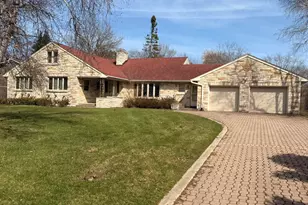 170 N Rolland Rd, Brookfield, WI 53005 - Photo 1