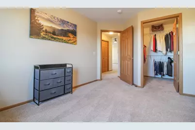 1612  Commonwealth Dr #8, Fort Atkinson, WI 53538 - Photo 30